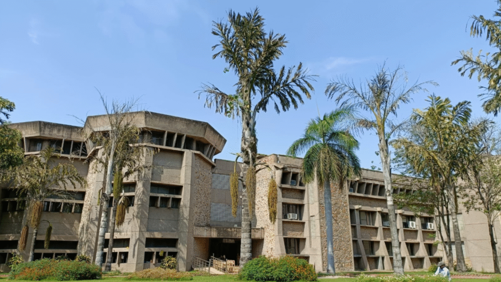DFS, DU