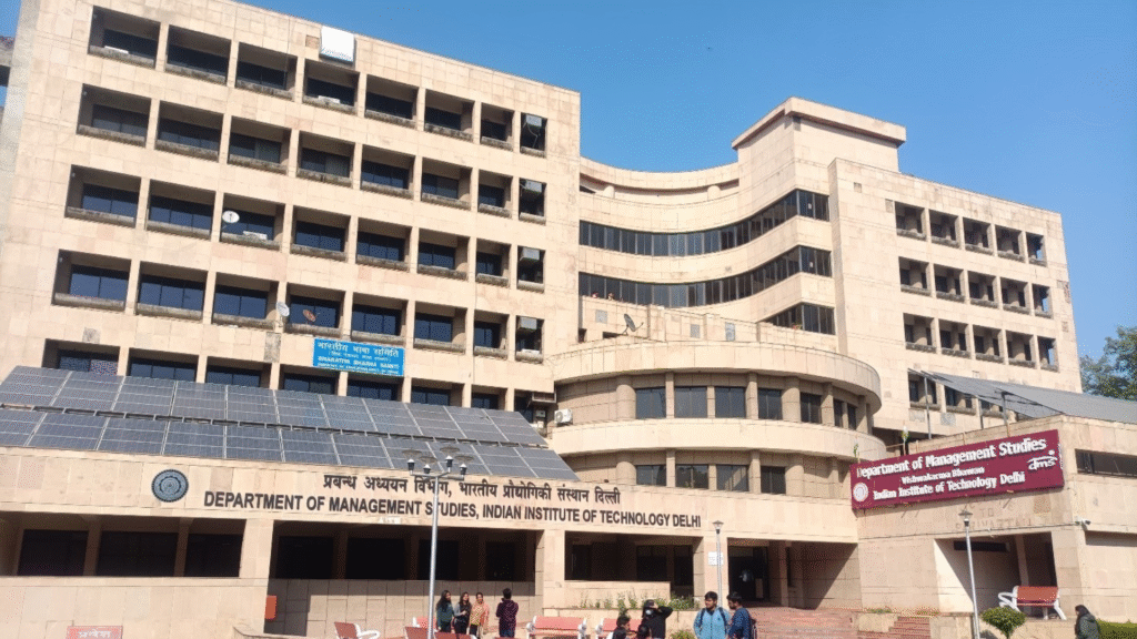 IIT Delhi DoMS